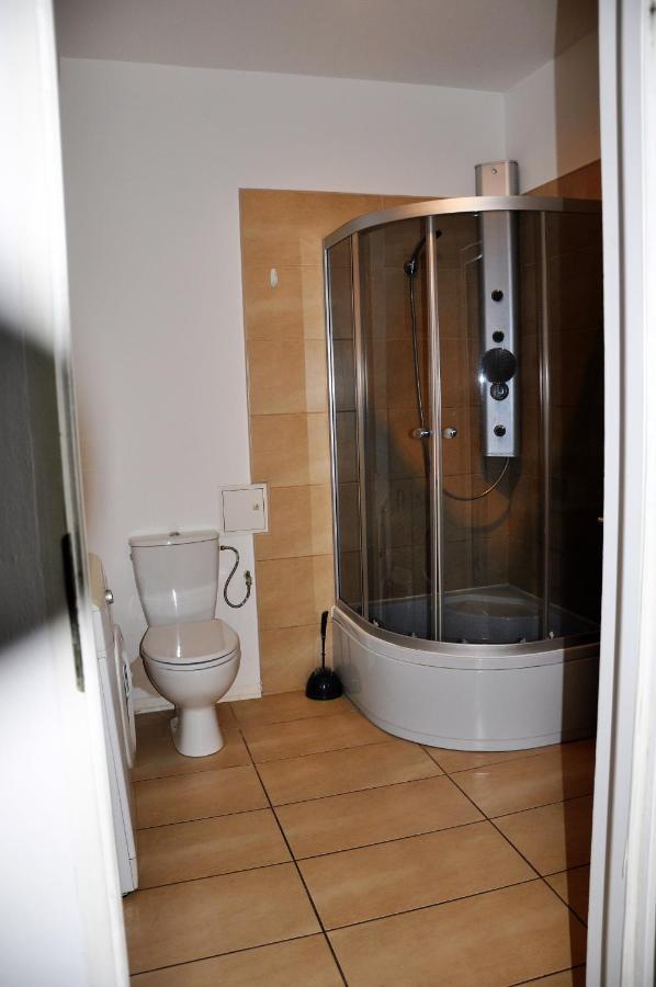 Prudentia Apartments Brzozowa Varsovia Exterior foto